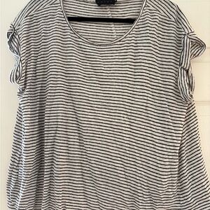 Hatch linen circle tee